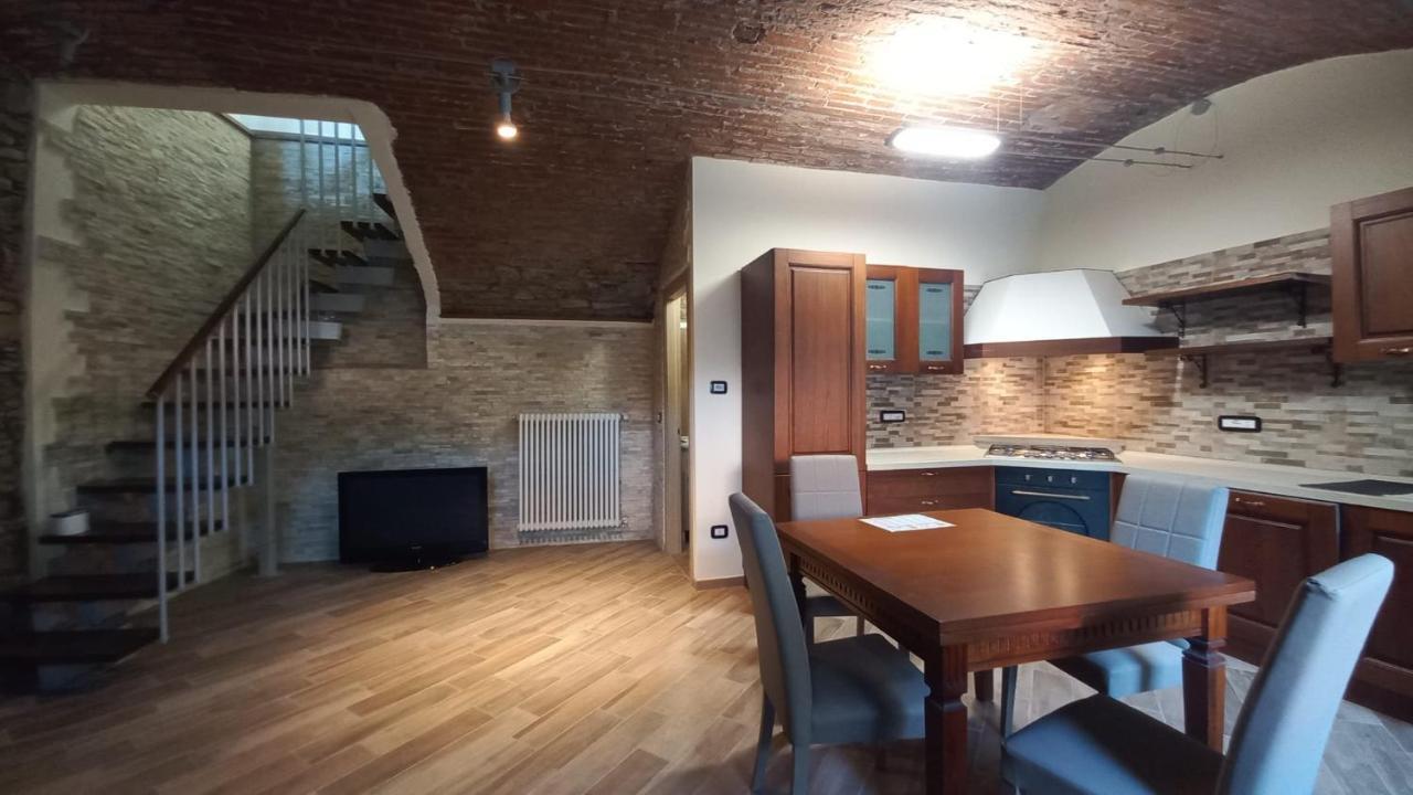 La Maison Du Chateau Cremolino Exterior foto